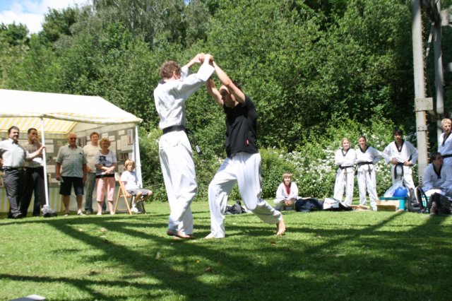 vorfuehrung3005200943.jpg